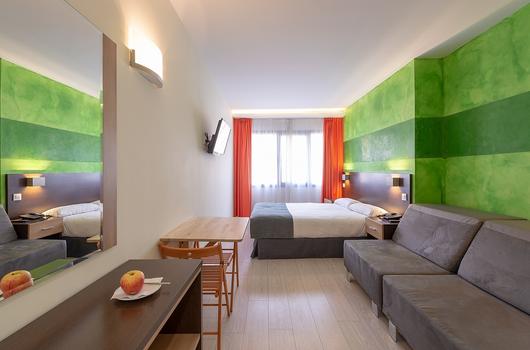 Habitación doble (1 - 2 personas) Apartamentos Recoletos Madrid