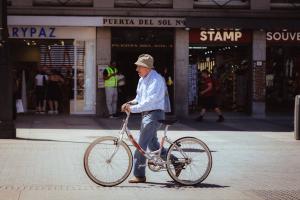 Rutas de ciclismo cerca de Madrid: Descubre la naturaleza en bicicleta Apartamentos Recoletos Rutas de ciclismo cerca de Madrid: Descubre la naturaleza en bicicleta Apartamentos Recoletos