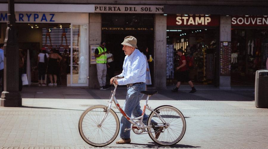 Rutas de ciclismo cerca de Madrid: Descubre la naturaleza en bicicleta Apartamentos Recoletos Rutas de ciclismo cerca de Madrid: Descubre la naturaleza en bicicleta Apartamentos Recoletos