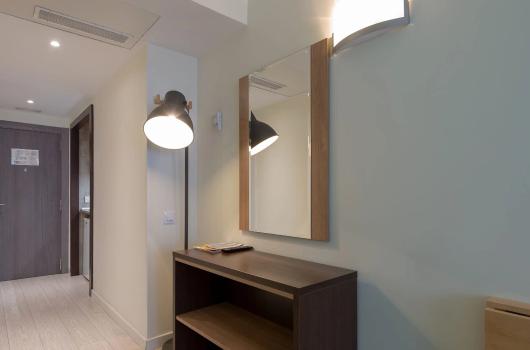 Habitación doble (1 - 2 personas) Apartamentos Recoletos Madrid Habitación doble (1 - 2 personas) Apartamentos Recoletos Madrid