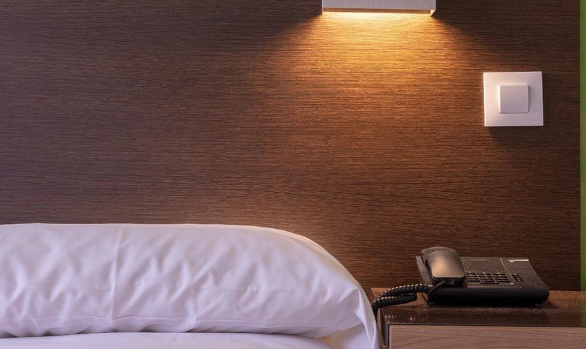 Habitación Triple (1 - 3 personas) Apartamentos Recoletos Madrid Habitación Triple (1 - 3 personas) Apartamentos Recoletos Madrid