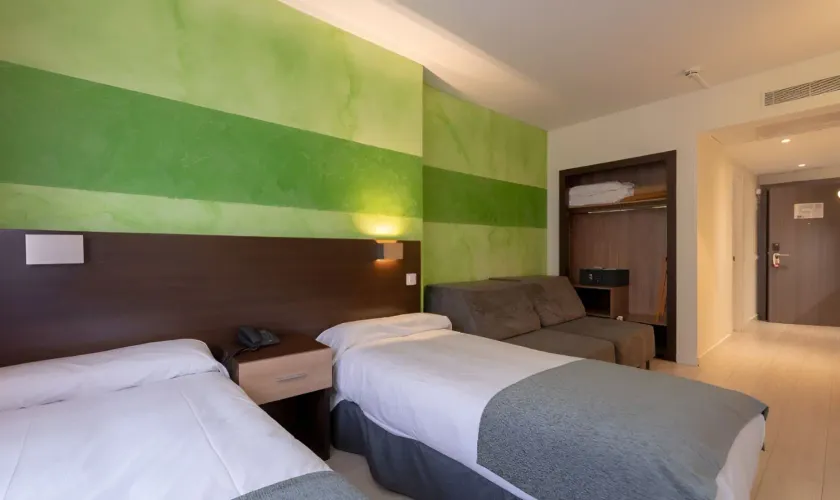 Habitación doble (1 - 2 personas) Apartamentos Recoletos Madrid Habitación doble (1 - 2 personas) Apartamentos Recoletos Madrid